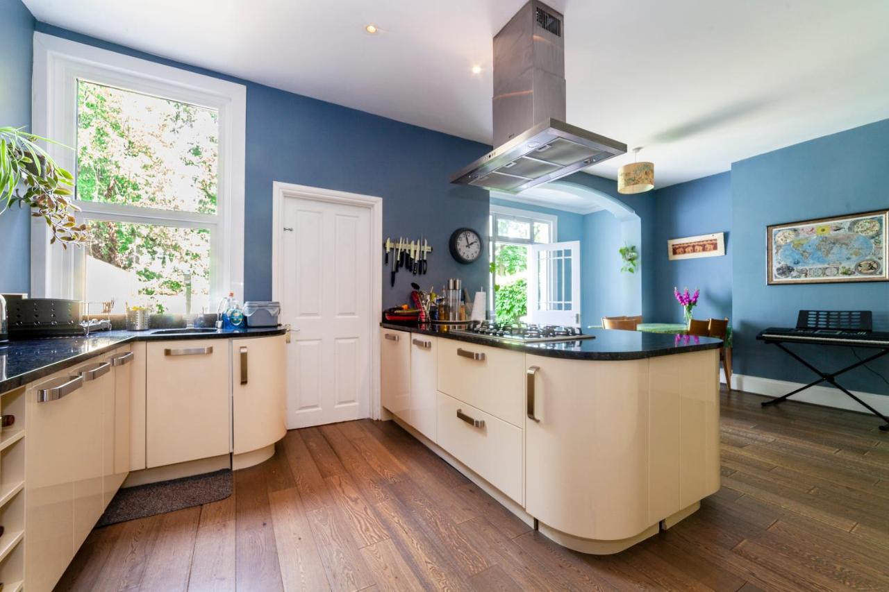 Gorgeous 4 Bdr House With Garden, Crystal Palace Apartamento Londres